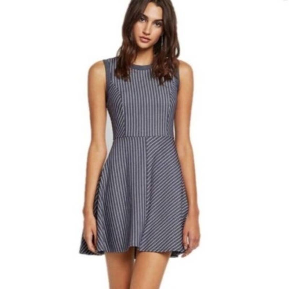 BCBGeneration Denim Fit and Flare Dress Blue White Pinstripe Size 8